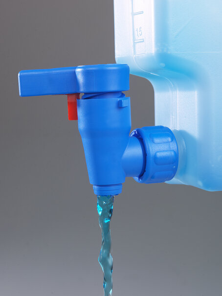 Compact space-saving set