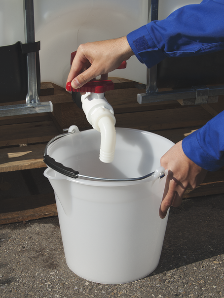 Llave de salida para GRG acodada