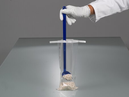 Cuchara detectable curvada, mango largo, azul