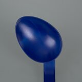Cuchara detectable curvada, mango largo, azul