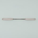 Double-ended spatula with an angular/rounded tip, made of stainless steel