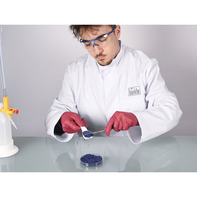 Double-ended spatula with an angular/rounded tip, made of stainless steel