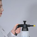 Pressure sprayer