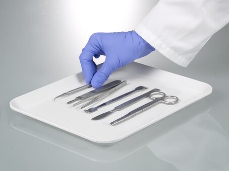 Подносы для инструментов